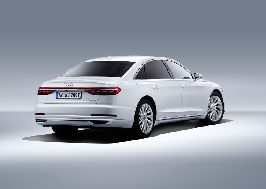  Audi A8 L 60 TFSI e Quattro 2019 года  (WW) (фото 55 из 61)